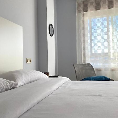 Lemos Estrella Apartment Monforte De Lemos Bagian luar foto